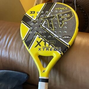 XTP, Pop Tennis Paddle in Yellow and Black, 33 carbon excellent condition.